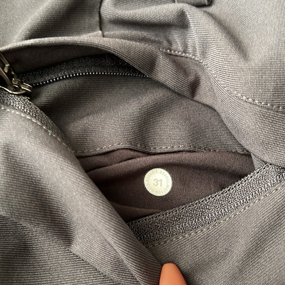 Lululemon Commission Pant Classic Warpstreme 30” Obsidian Grey - Picture 10 of 13